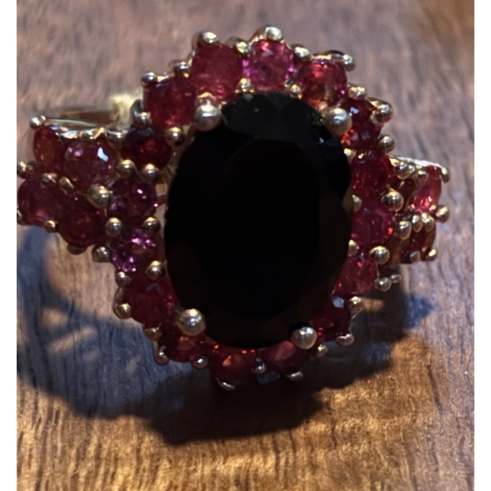STS Sterling Silver Garnet And Ruby Ring Size 8